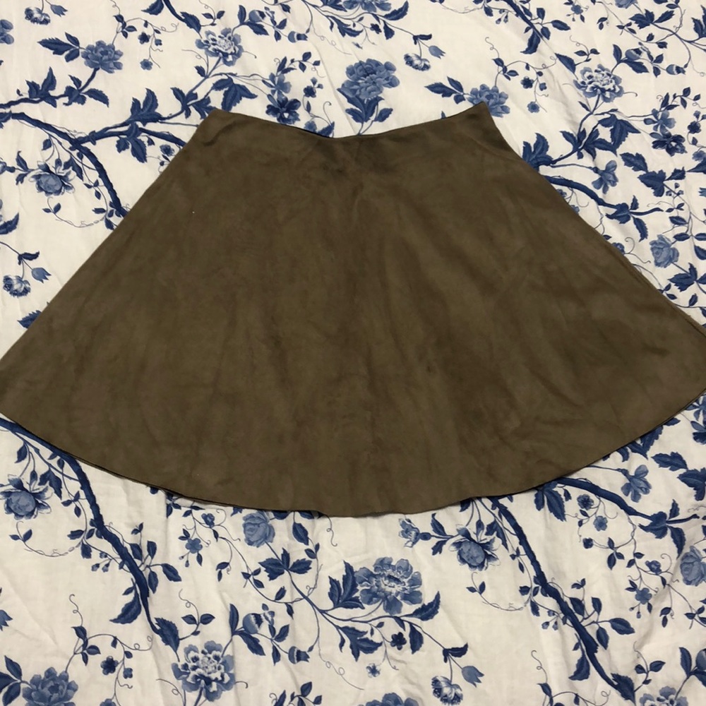 Brandy Melville skirt